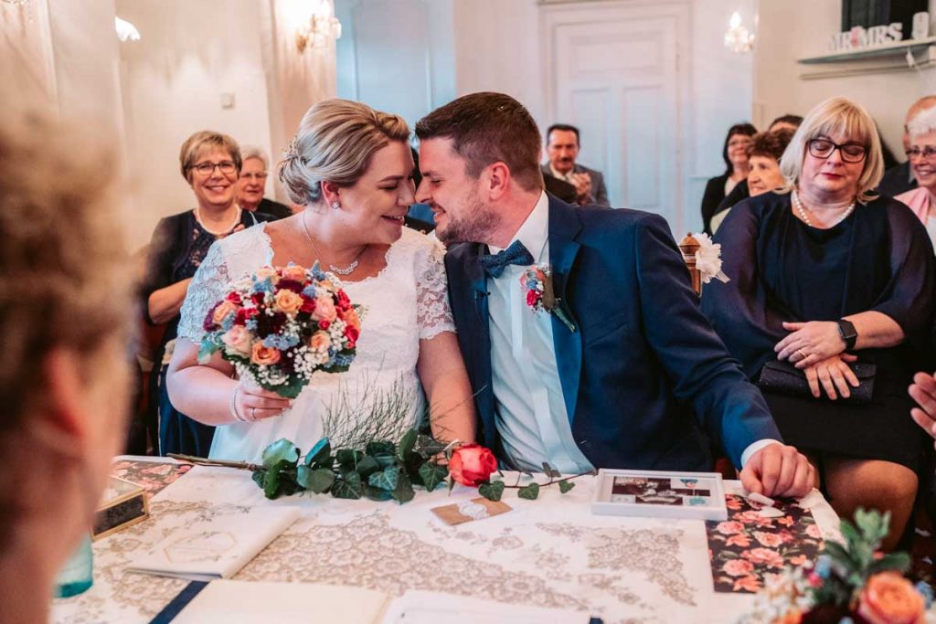 Fotograf aus Aschaffenburg Hochzeit Hochzeitsfotografie Schloss Ysenburg